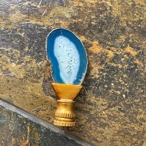 Elegant Blue Agate lamp finial